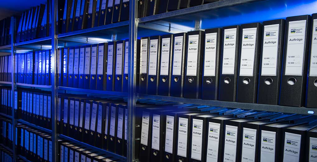 HPS - shelves with order folders